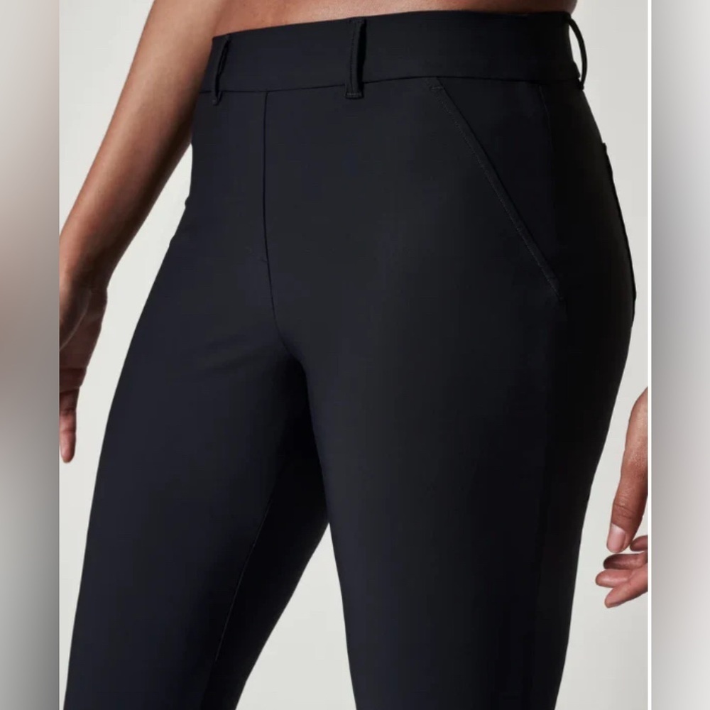 SPANX Black Leggings Sleek Form-Fitting Design